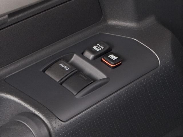 2010 Toyota FJ Cruiser 4WD 4dr Man (Natl)