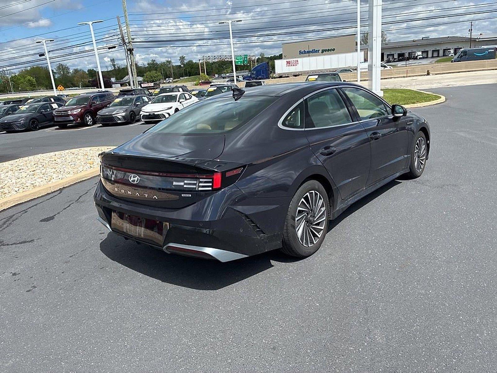 2025 Hyundai SONATA Hybrid Limited FWD