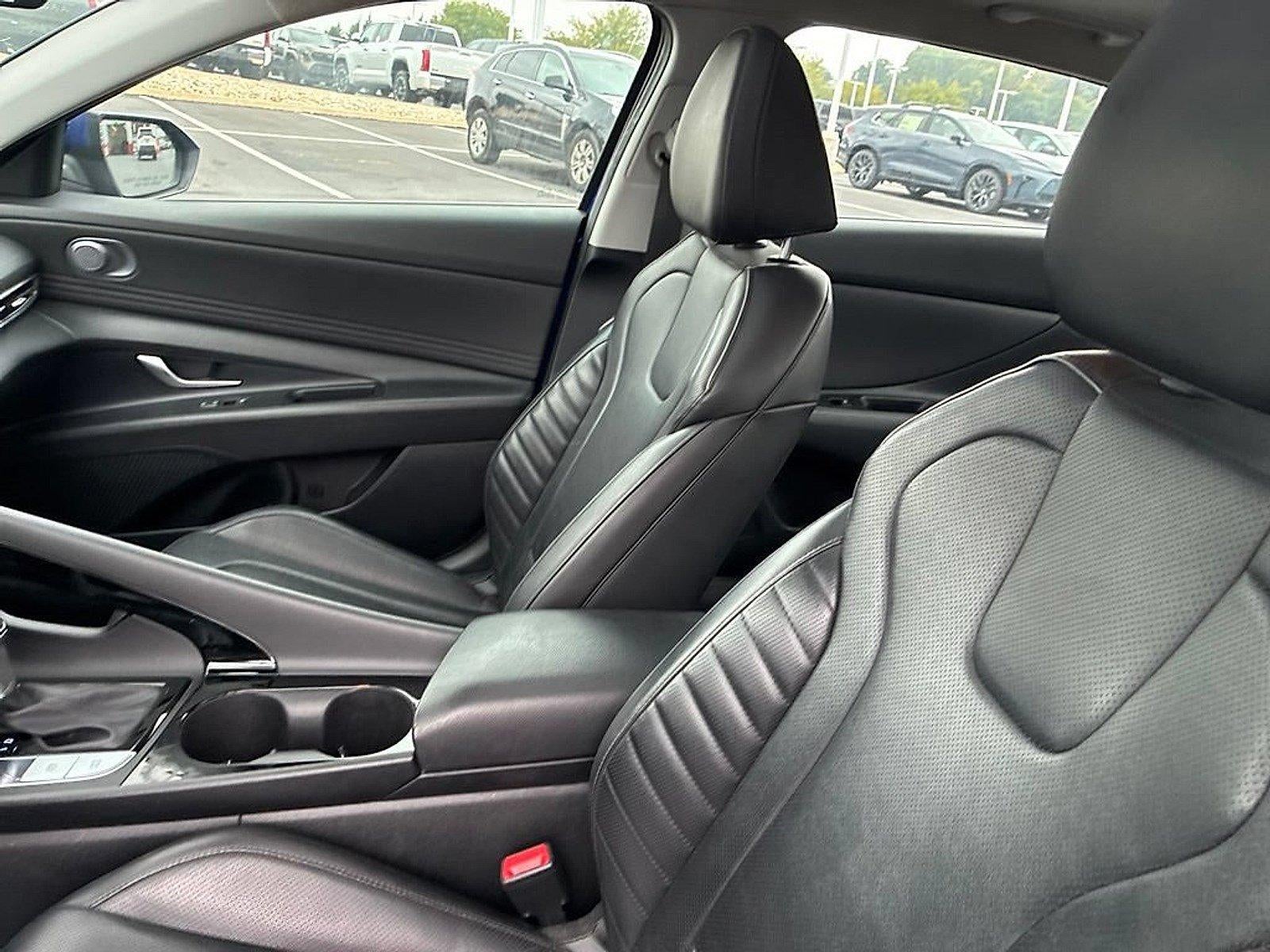 2024 Hyundai ELANTRA Limited IVT