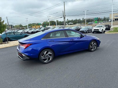 2024 Hyundai ELANTRA Limited IVT