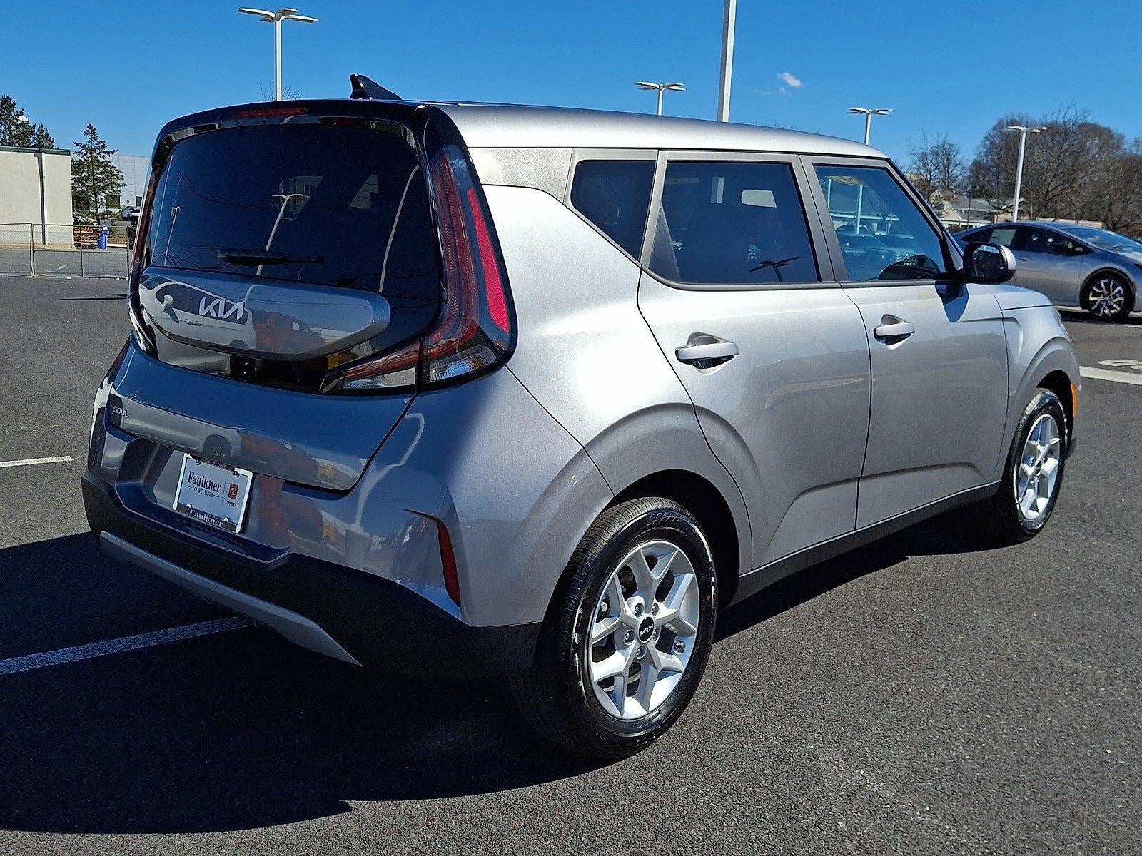 2025 Kia Soul LX FWD