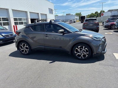 2021 Toyota C-HR XLE FWD (Natl)