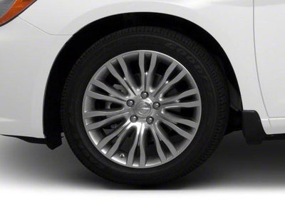 2011 Chrysler 200 4dr Sdn Touring