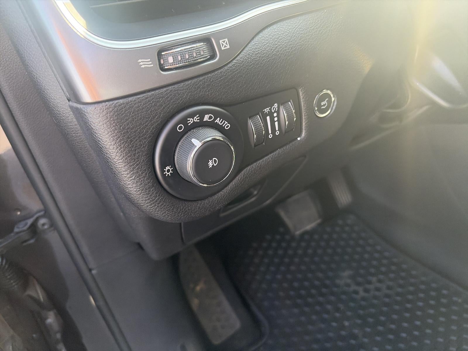 2019 Jeep Cherokee Latitude Plus 4x4