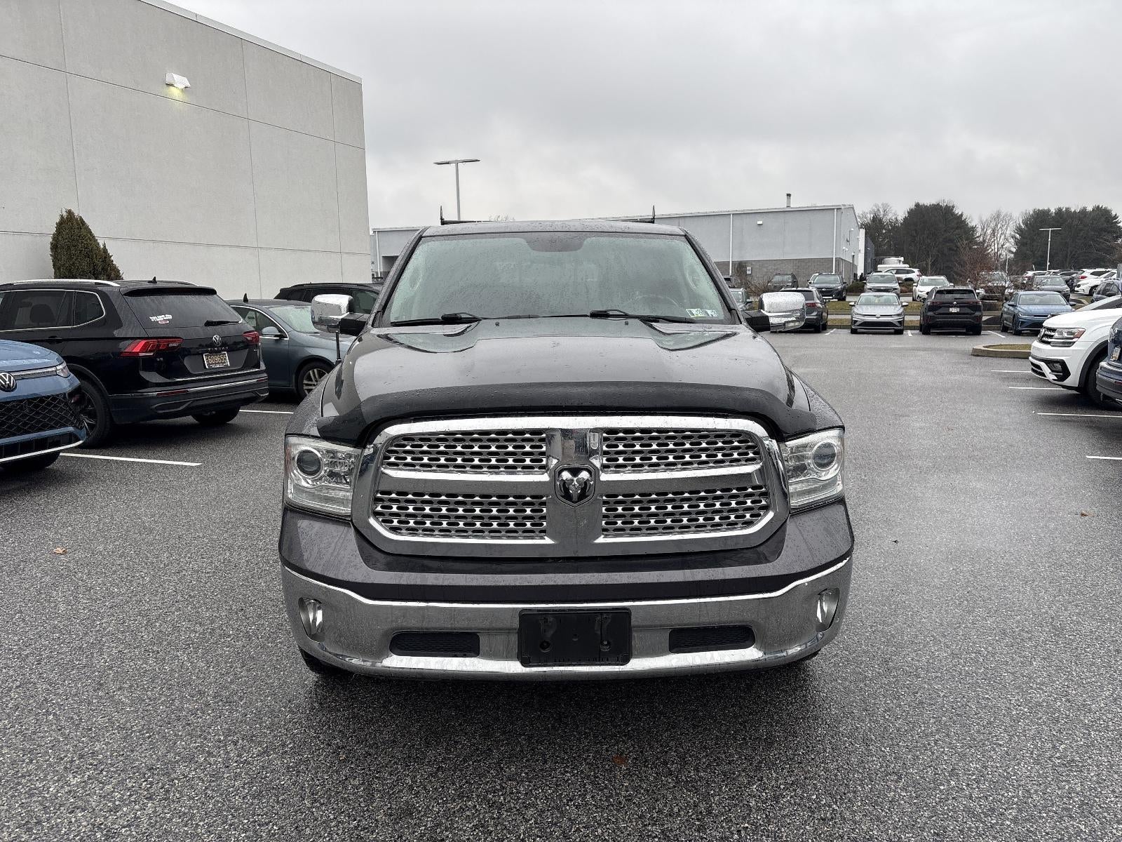 2017 RAM 1500 Laramie 4x4 Crew Cab 6'4" Box