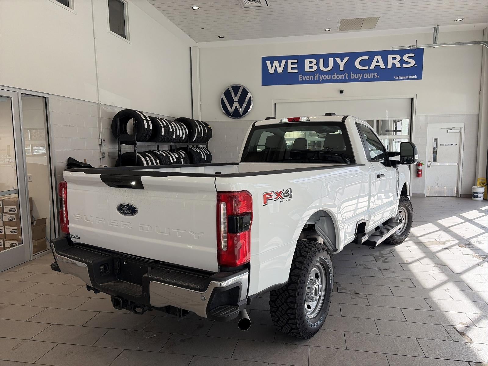 2024 Ford Super Duty F-250 SRW XL 4WD Reg Cab 8' Box