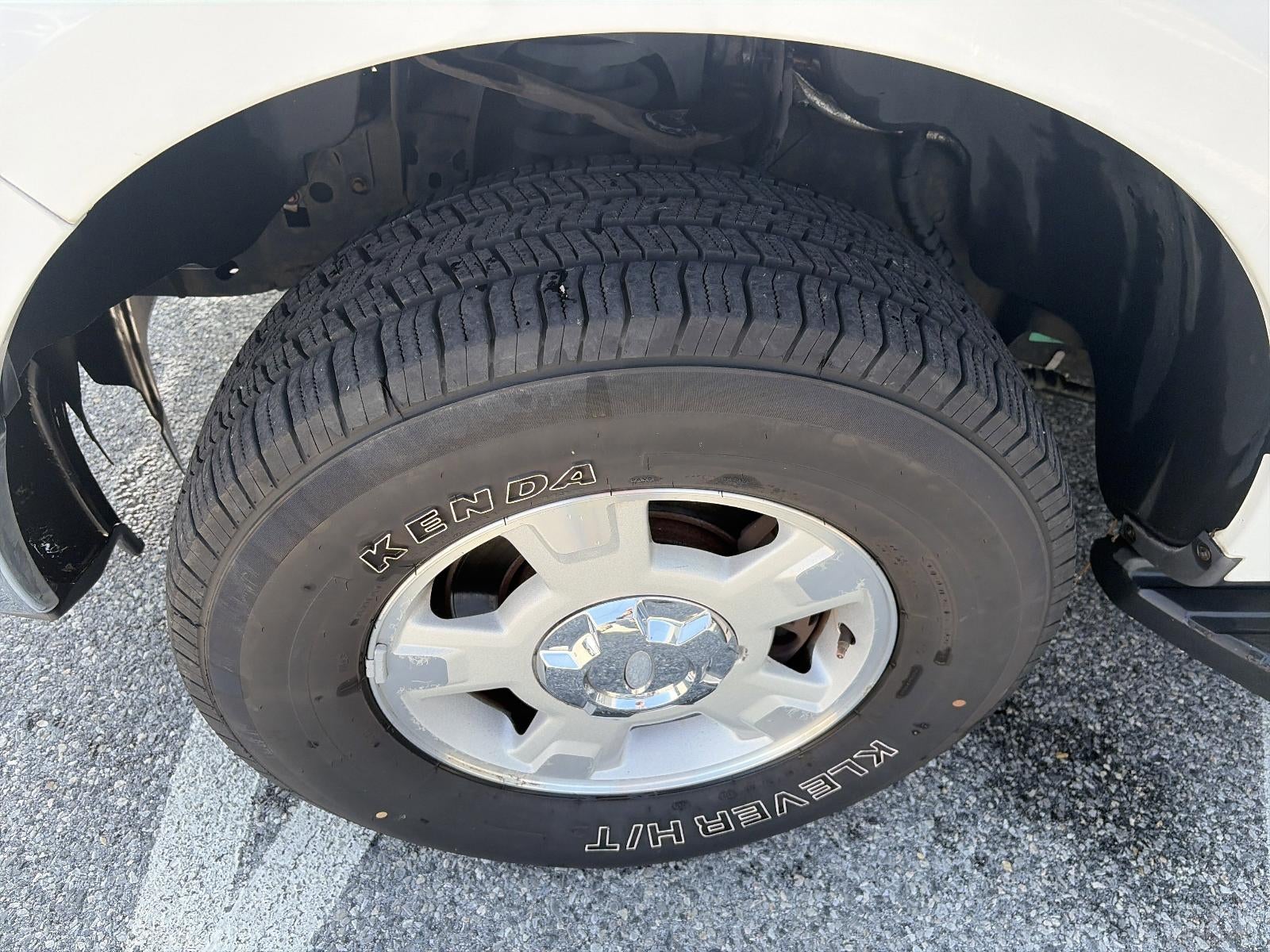 2013 Ford F-150 4WD SuperCrew 5-1/2 Ft Box XLT