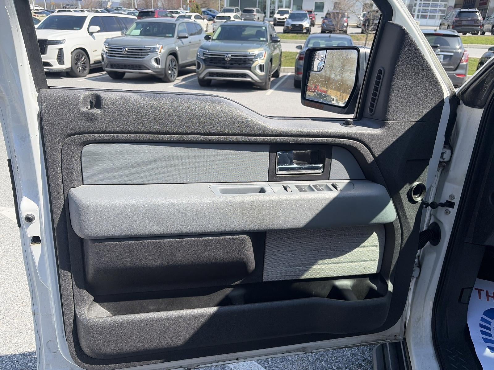 2013 Ford F-150 4WD SuperCrew 5-1/2 Ft Box XLT