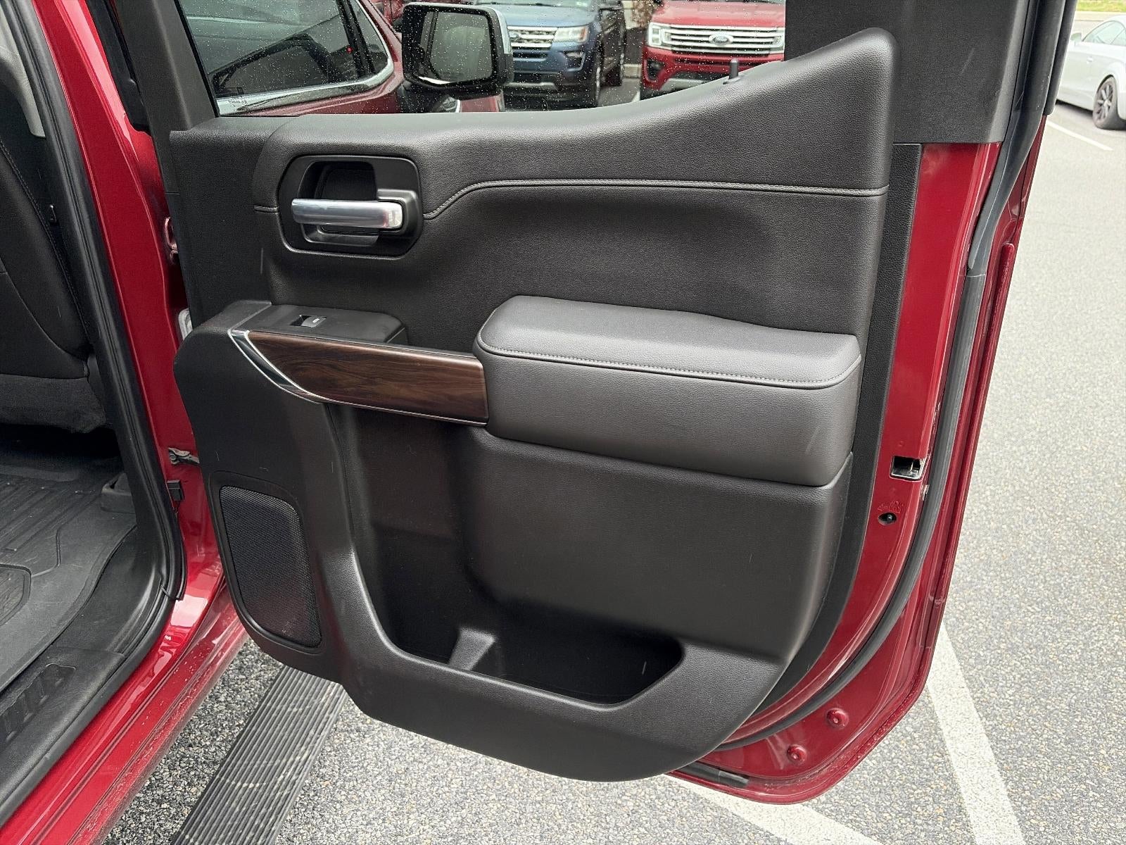 2020 GMC Sierra 1500 Crew Cab Short Box 4-Wheel Drive SLT