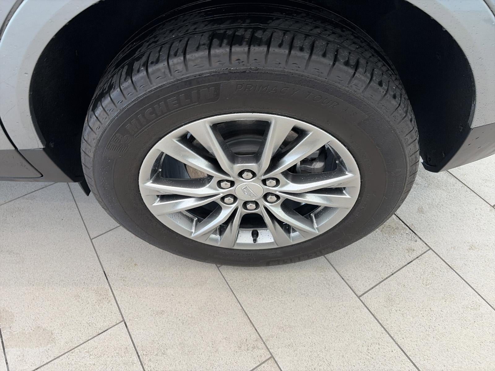 2023 Cadillac XT5 FWD 4dr Premium Luxury