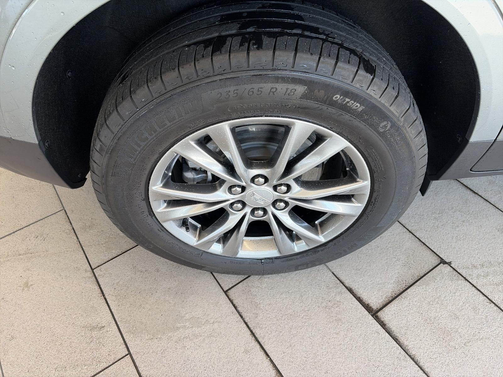 2023 Cadillac XT5 FWD 4dr Premium Luxury