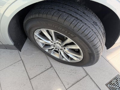 2023 Cadillac XT5 FWD 4dr Premium Luxury