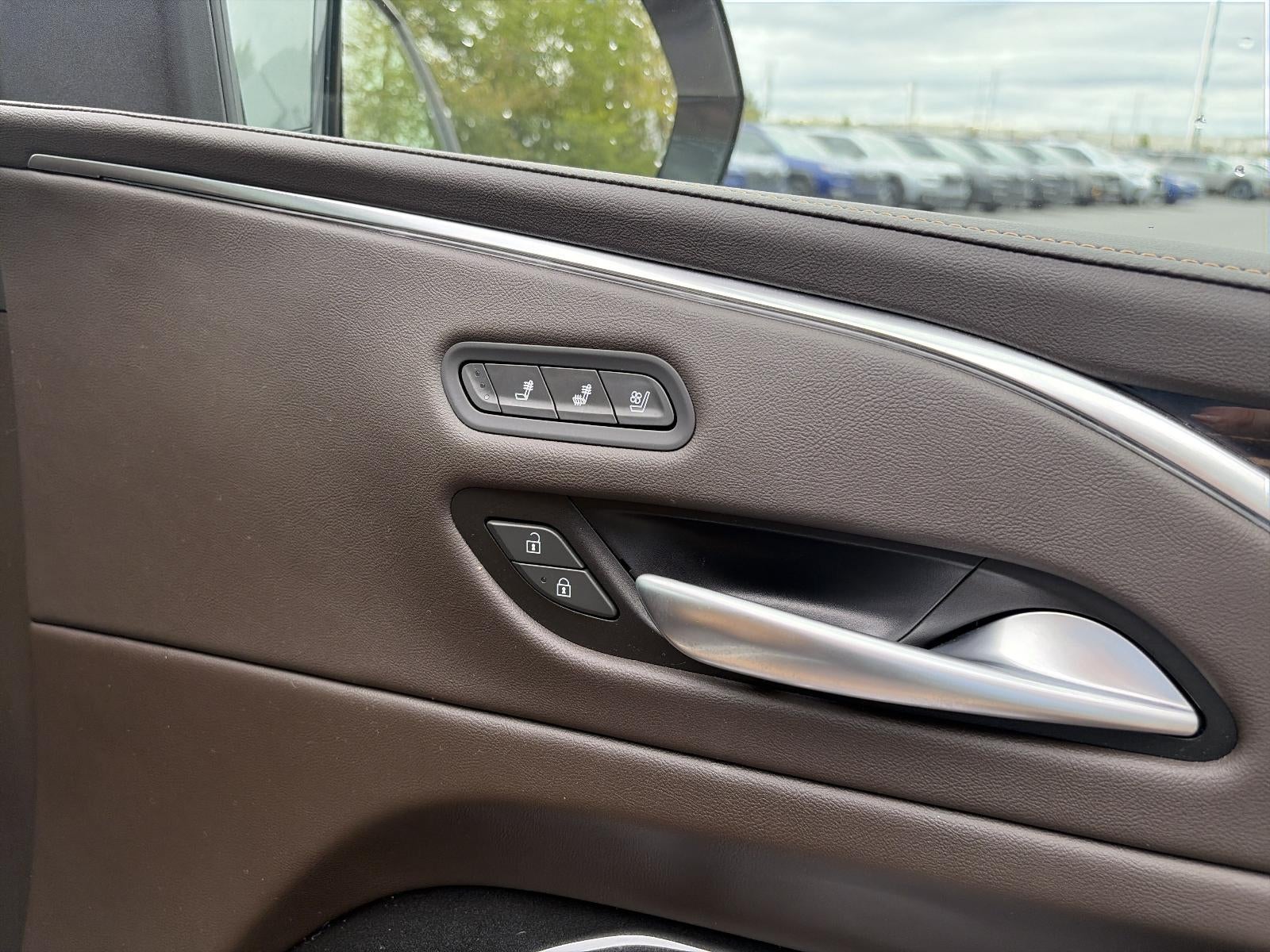 2023 Cadillac Escalade ESV 4WD Premium Luxury
