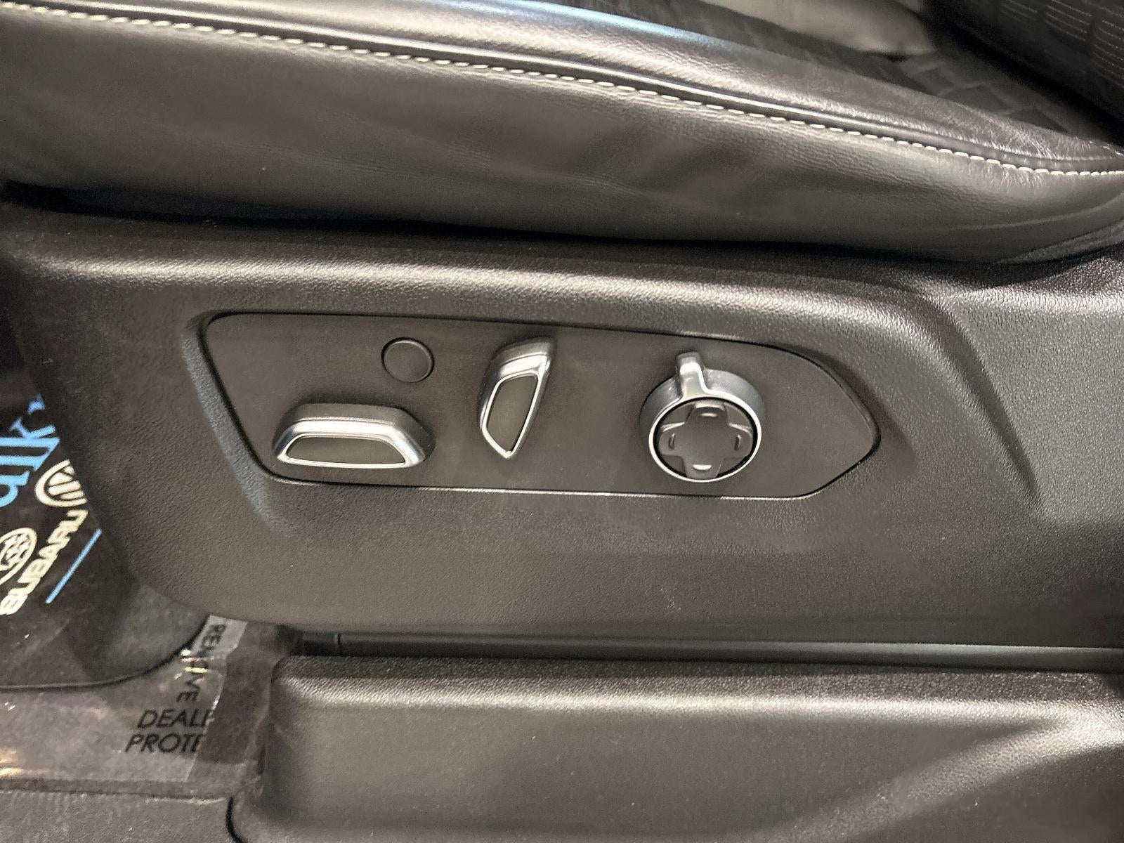 2023 Cadillac Escalade ESV 4WD Sport Platinum