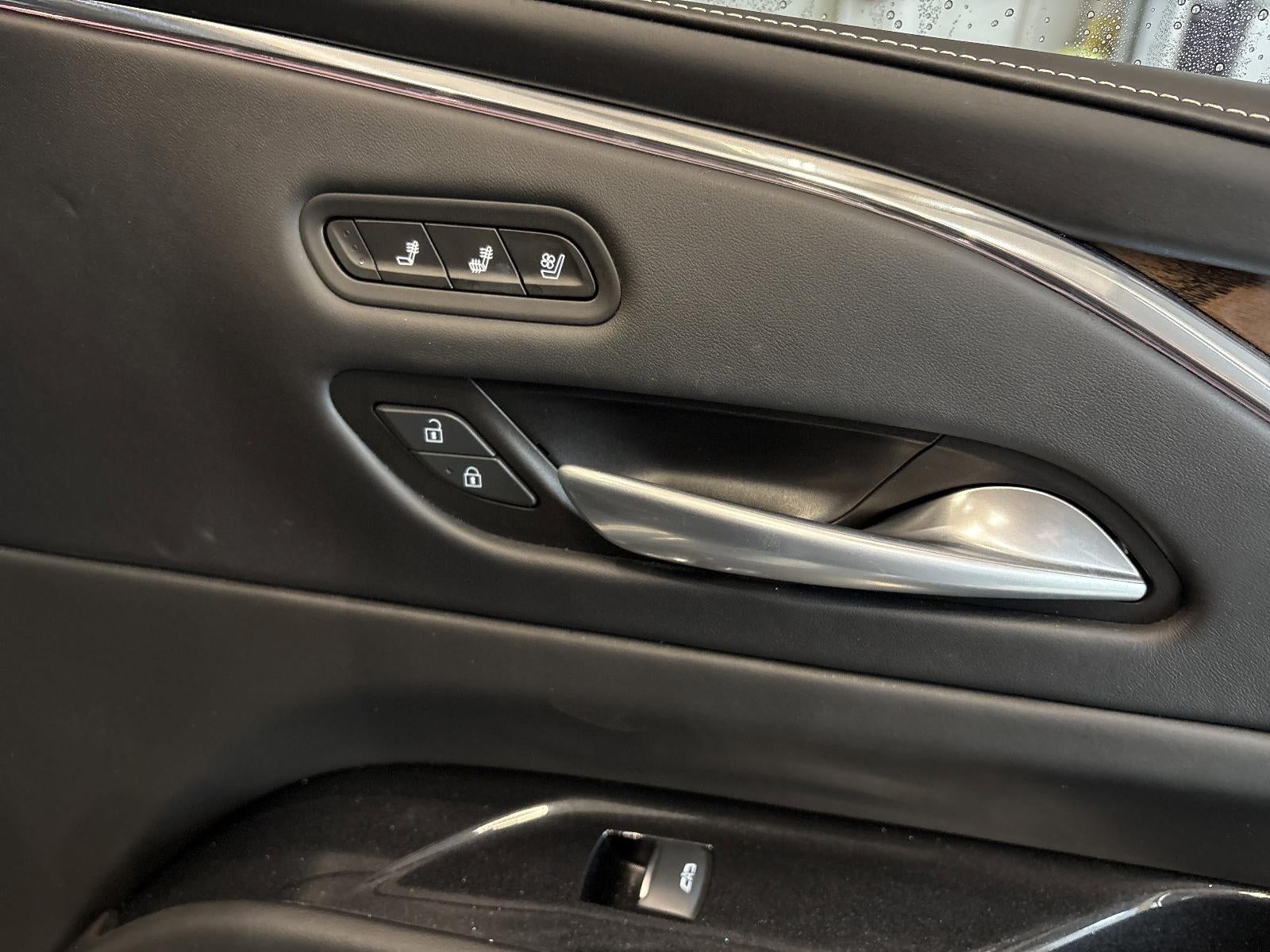 2023 Cadillac Escalade ESV 4WD Sport Platinum