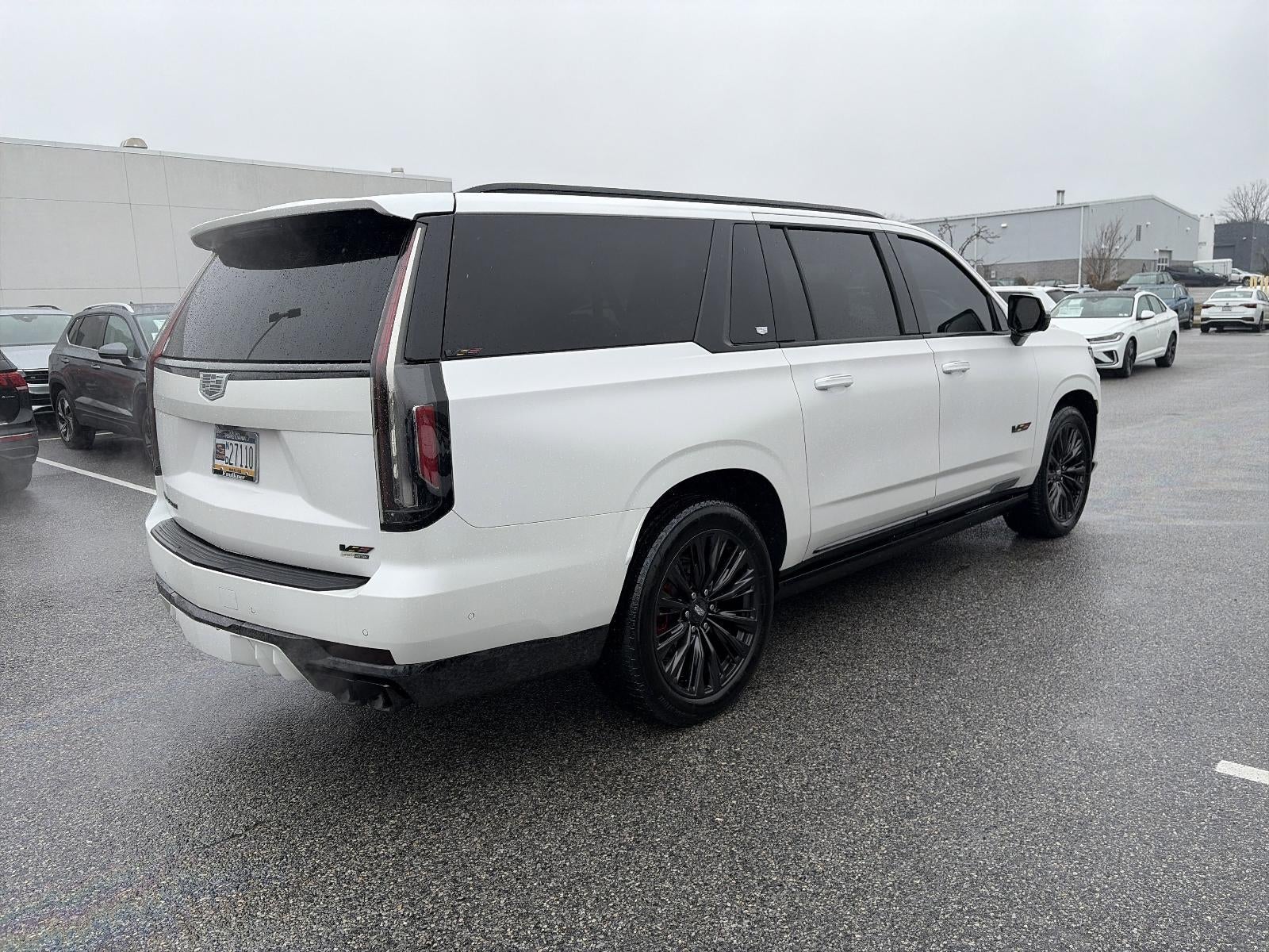 2023 Cadillac Escalade ESV AWD V-Series