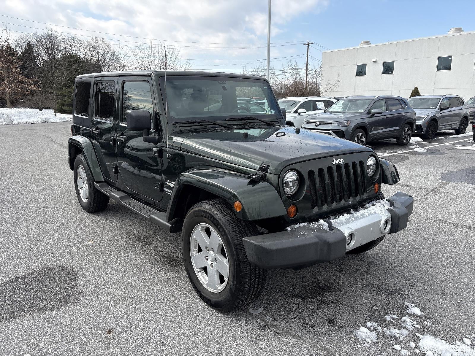 2011 Jeep Wrangler Unlimited 4WD 4dr Sahara