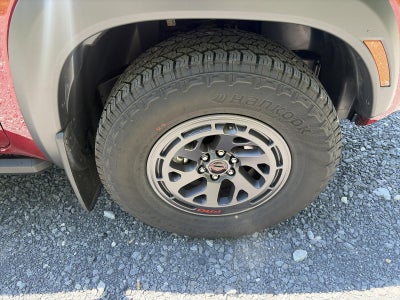 2025 Nissan Frontier Crew Cab 4x4 PRO-4X