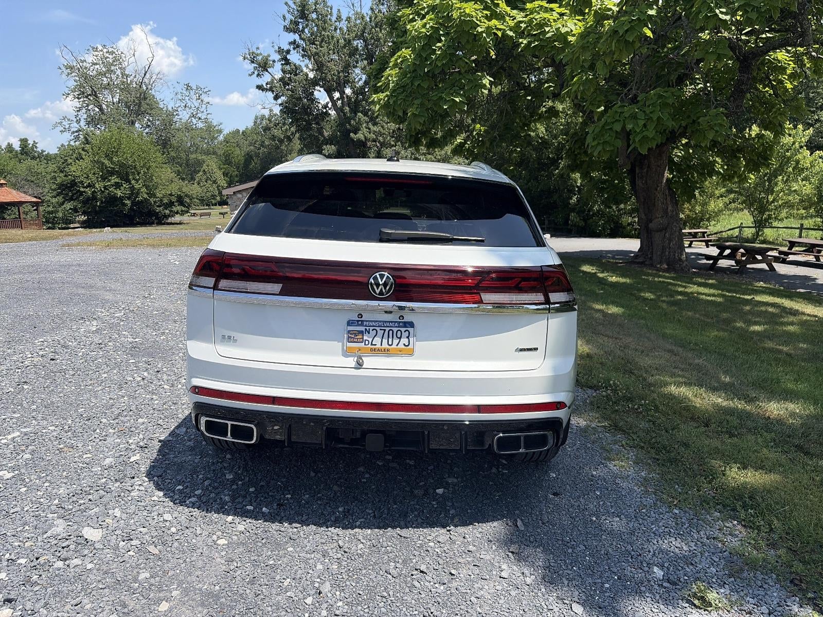 2024 Volkswagen Atlas Cross Sport 2.0T SEL R-Line 4MOTION