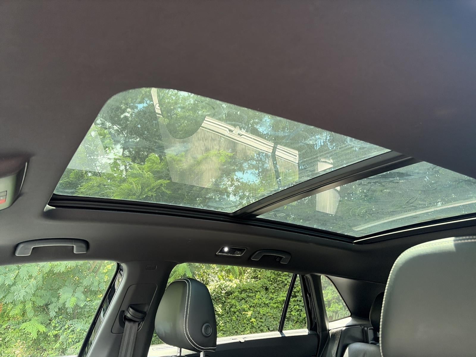 2023 Volkswagen Atlas Cross Sport 3.6L V6 SEL Premium R-Line 4MOTION