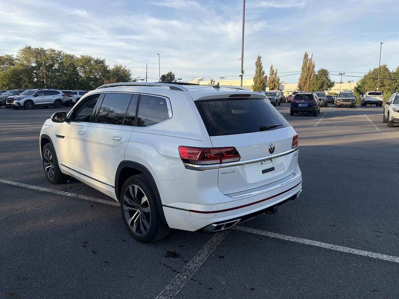 2023 Volkswagen Atlas 3.6L V6 SEL Premium R-Line 4MOTION