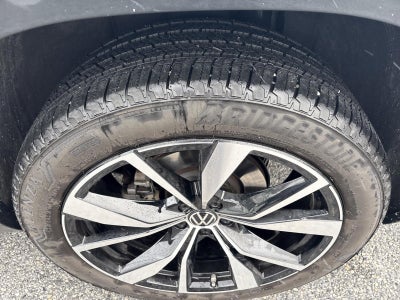 2024 Volkswagen Atlas 2.0T SEL Premium R-Line 4MOTION