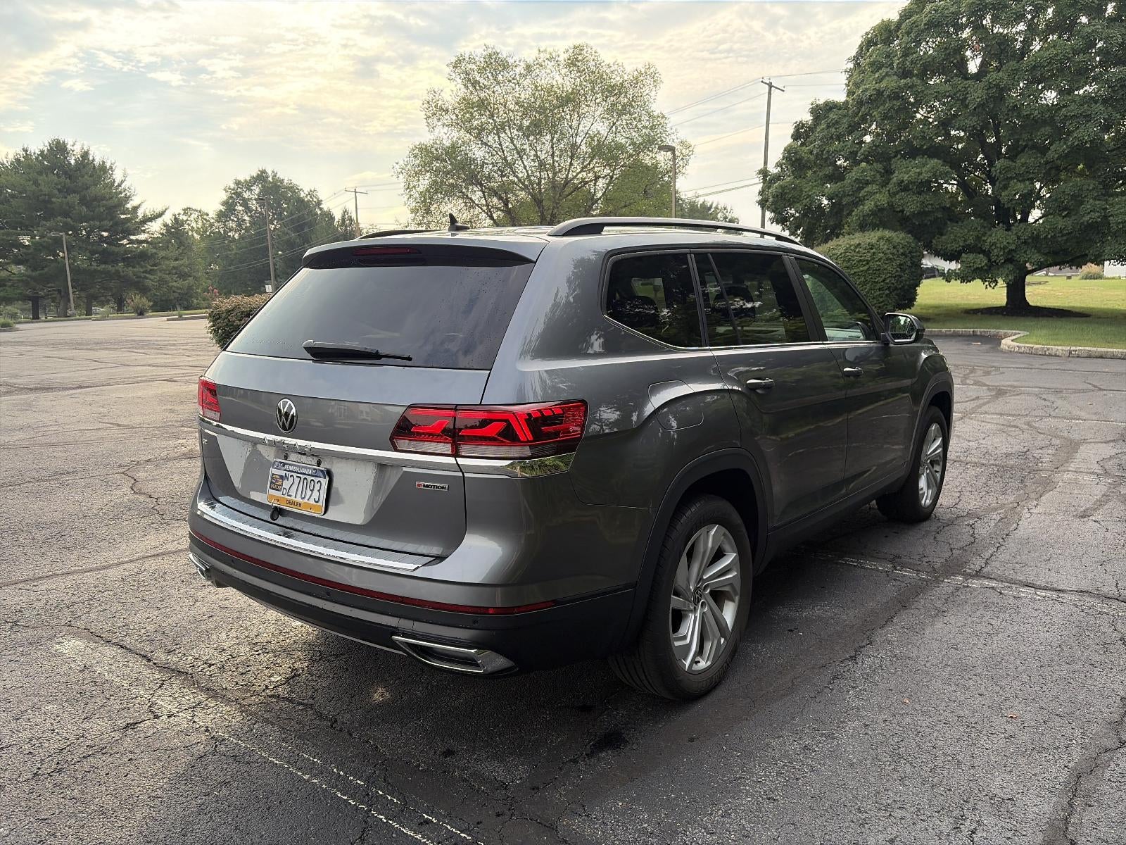 2022 Volkswagen Atlas 2.0T SE w/Technology 4MOTION