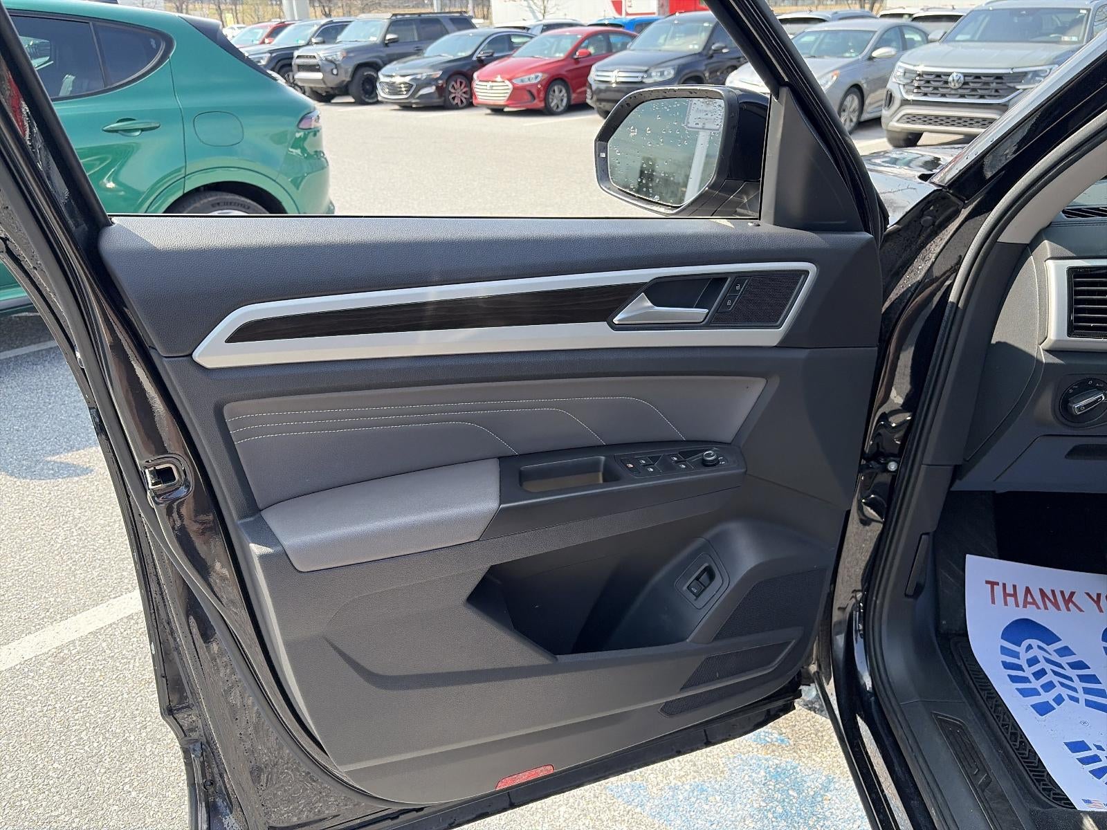 2023 Volkswagen Atlas 3.6L V6 SE w/Technology 4MOTION