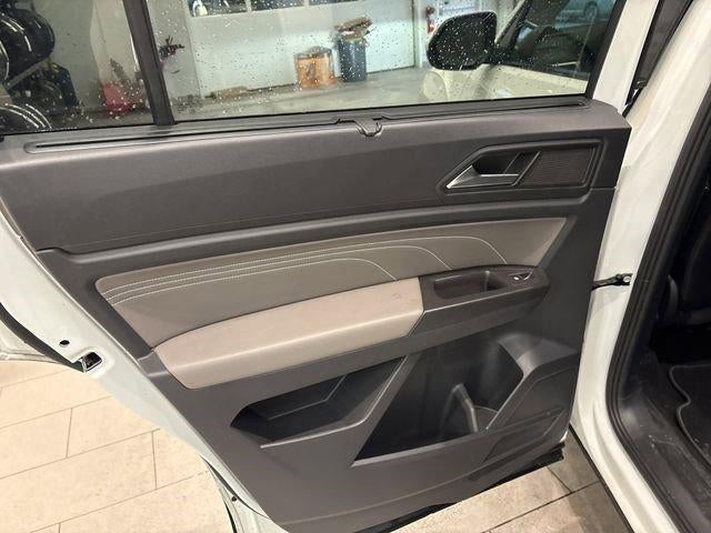 2022 Volkswagen Atlas 3.6L V6 SE w/Technology 4MOTION