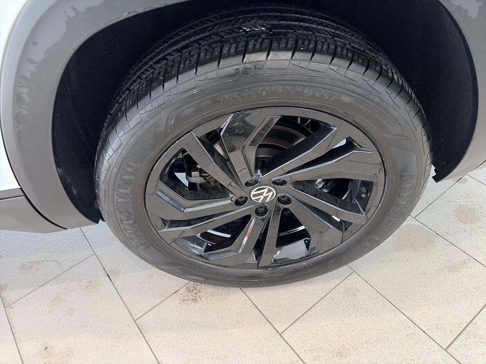 2022 Volkswagen Atlas 3.6L V6 SE w/Technology 4MOTION