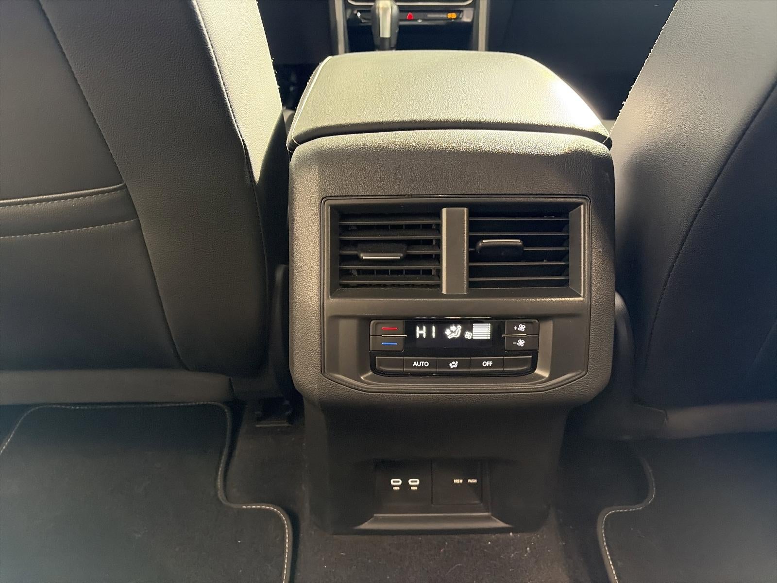 2022 Volkswagen Atlas 3.6L V6 SE w/Technology 4MOTION