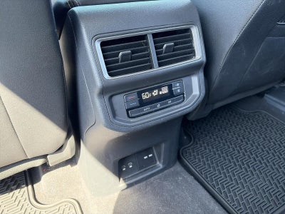 2024 Volkswagen Atlas 2.0T SE w/Technology 4MOTION