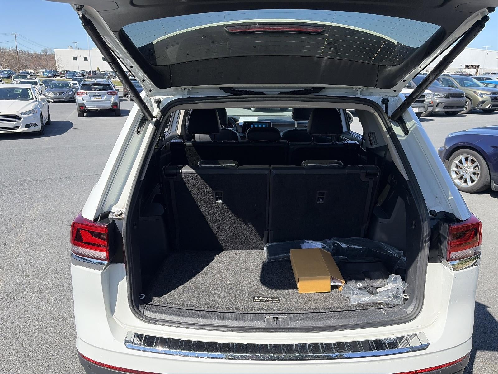 2024 Volkswagen Atlas 2.0T SE w/Technology 4MOTION