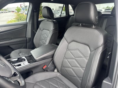 2024 Volkswagen Atlas Cross Sport 2.0T SE w/Technology 4MOTION