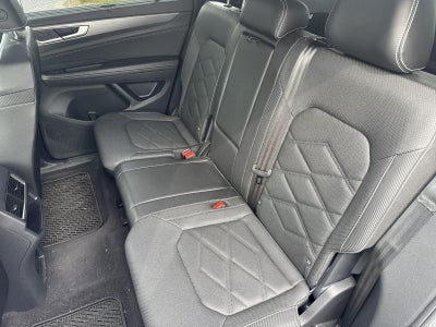 2024 Volkswagen Atlas Cross Sport 2.0T SE w/Technology 4MOTION