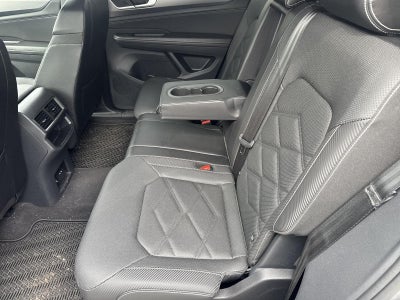 2024 Volkswagen Atlas Cross Sport 2.0T SE w/Technology 4MOTION