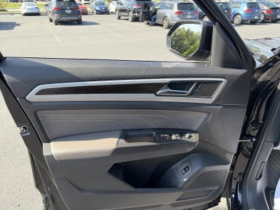 2023 Volkswagen Atlas 2.0T SE w/Technology 4MOTION