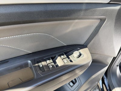 2023 Volkswagen Atlas 2.0T SE w/Technology 4MOTION