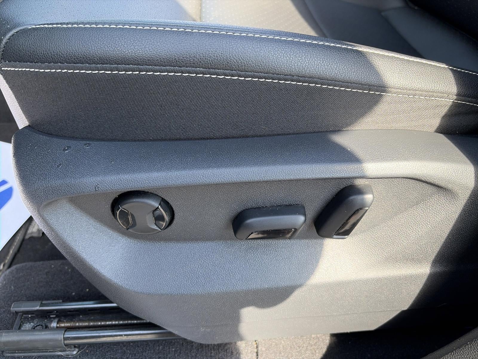 2023 Volkswagen Atlas 2.0T SE w/Technology 4MOTION