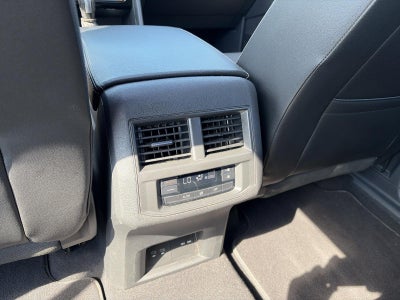 2023 Volkswagen Atlas 2.0T SE w/Technology 4MOTION