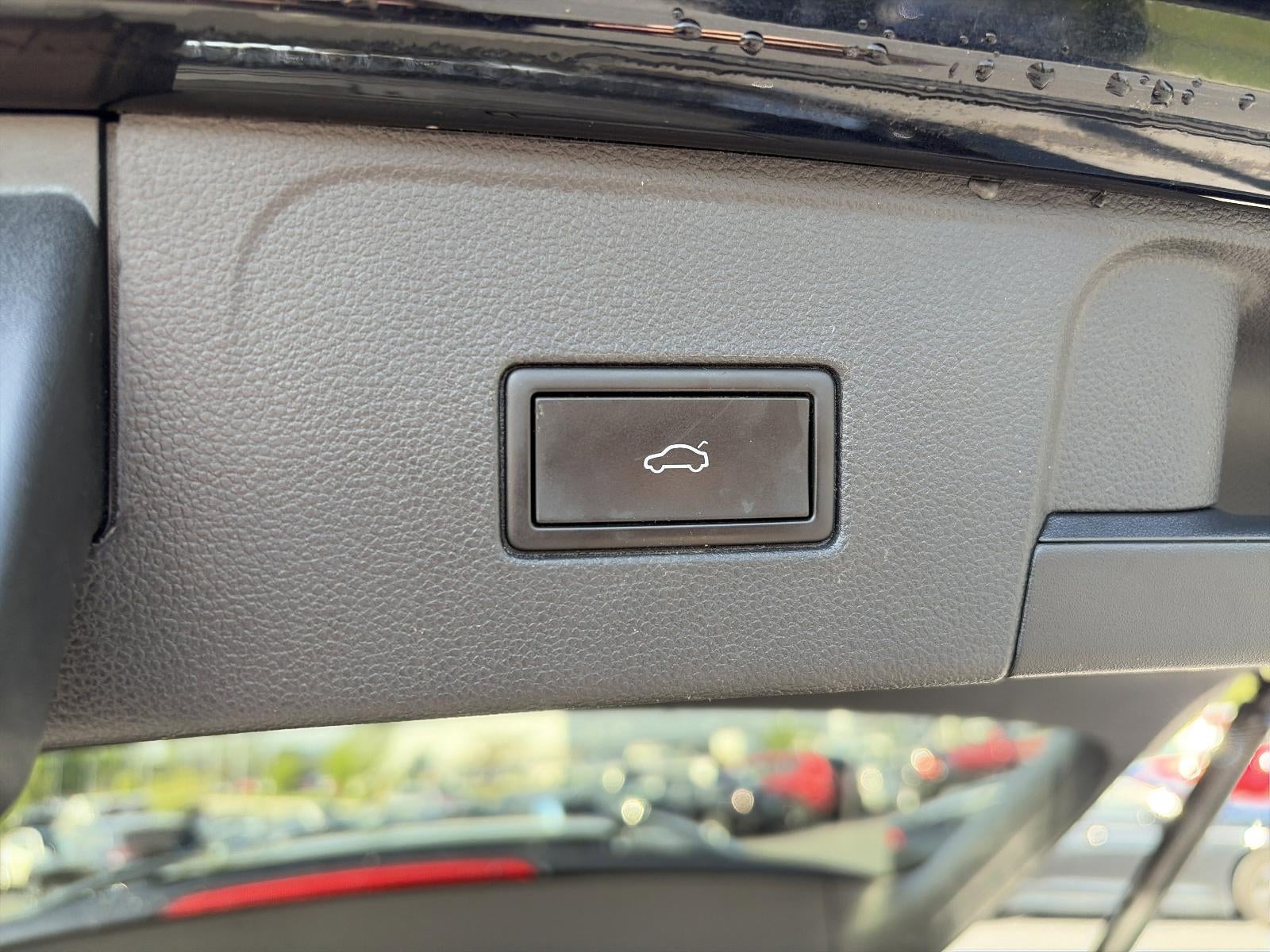 2023 Volkswagen Atlas 2.0T SE w/Technology 4MOTION