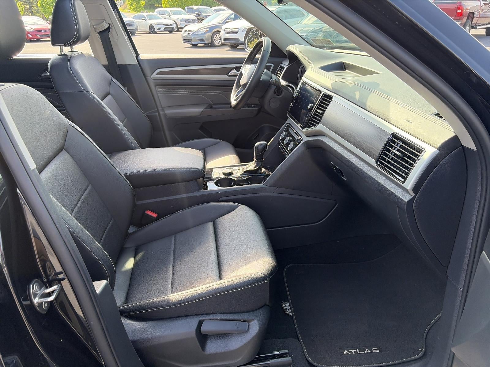 2023 Volkswagen Atlas 2.0T SE w/Technology 4MOTION