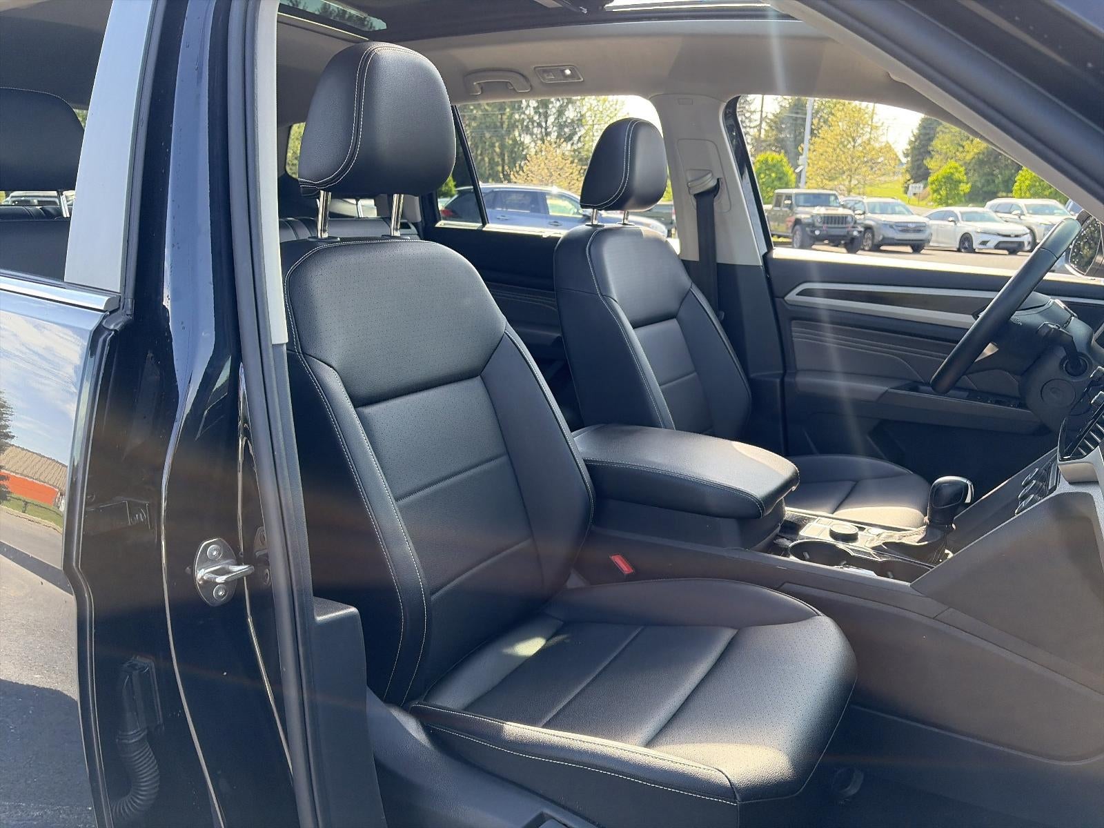 2023 Volkswagen Atlas 2.0T SE w/Technology 4MOTION