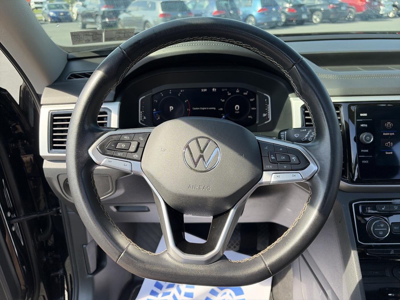 2023 Volkswagen Atlas 2.0T SE w/Technology 4MOTION