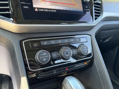 2023 Volkswagen Atlas 2.0T SE w/Technology 4MOTION