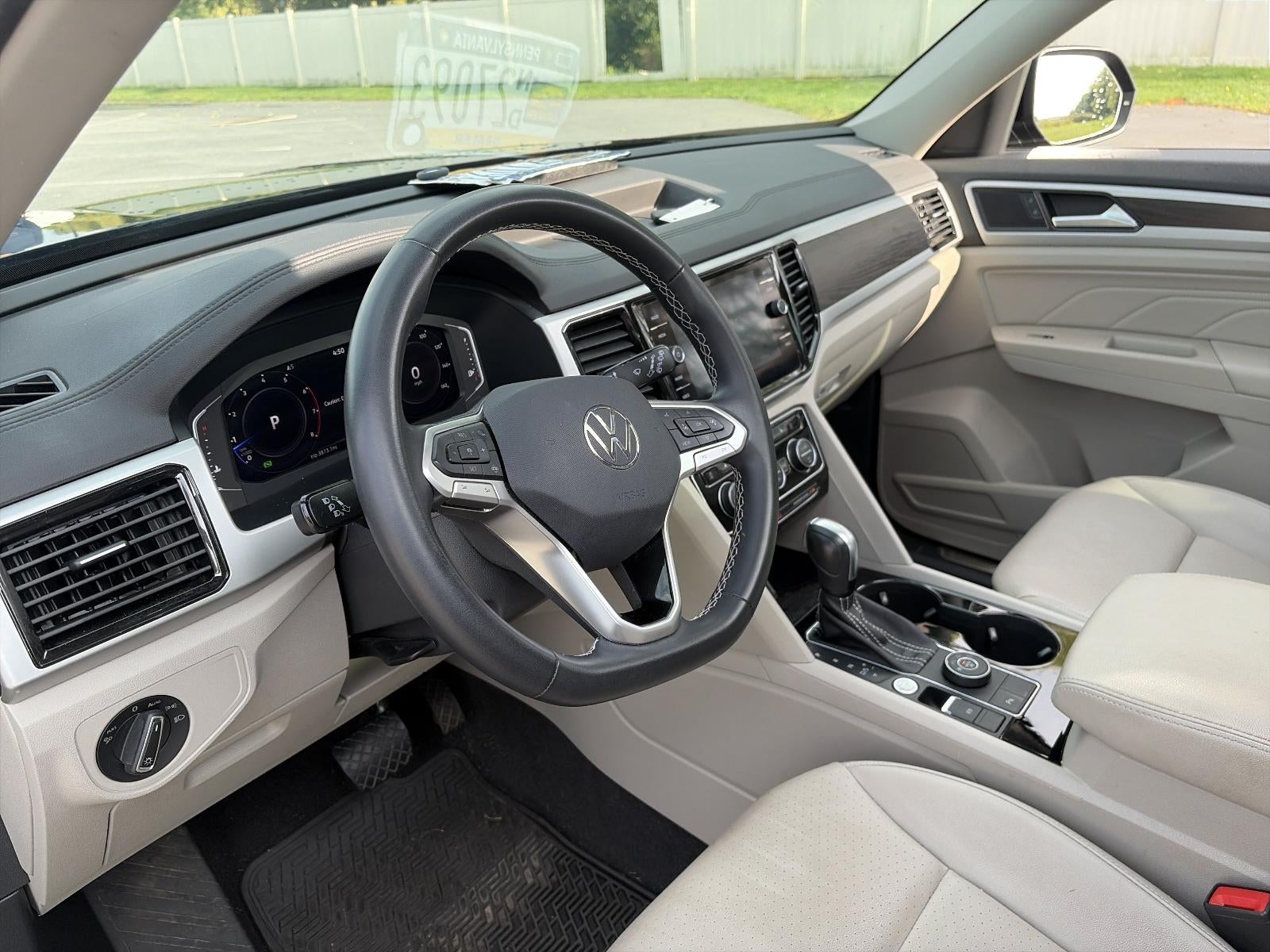 2022 Volkswagen Atlas 3.6L V6 SE w/Technology 4MOTION