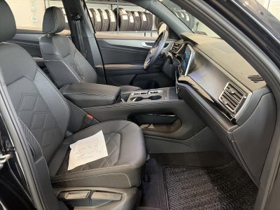 2025 Volkswagen Atlas Cross Sport 2.0T SE 4MOTION