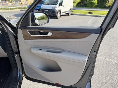 2024 Volkswagen Atlas 2.0T SE 4MOTION