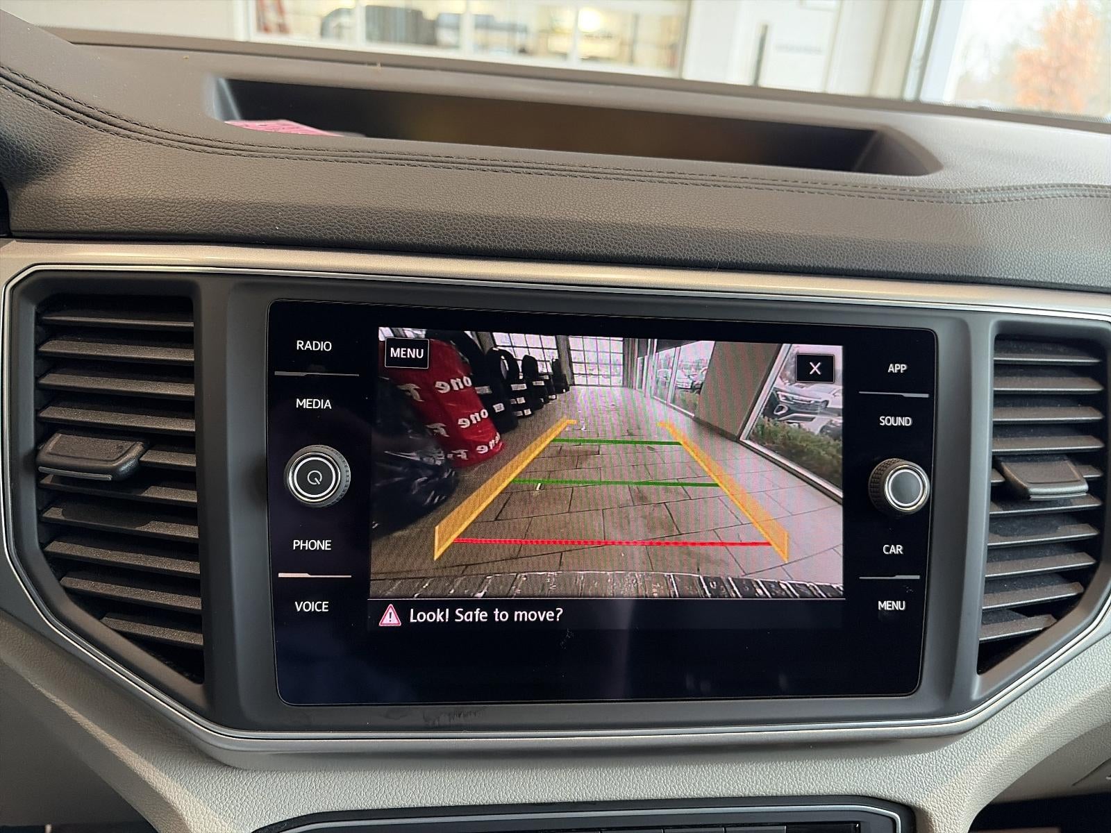 2018 Volkswagen Atlas 3.6L V6 SE w/Technology 4MOTION