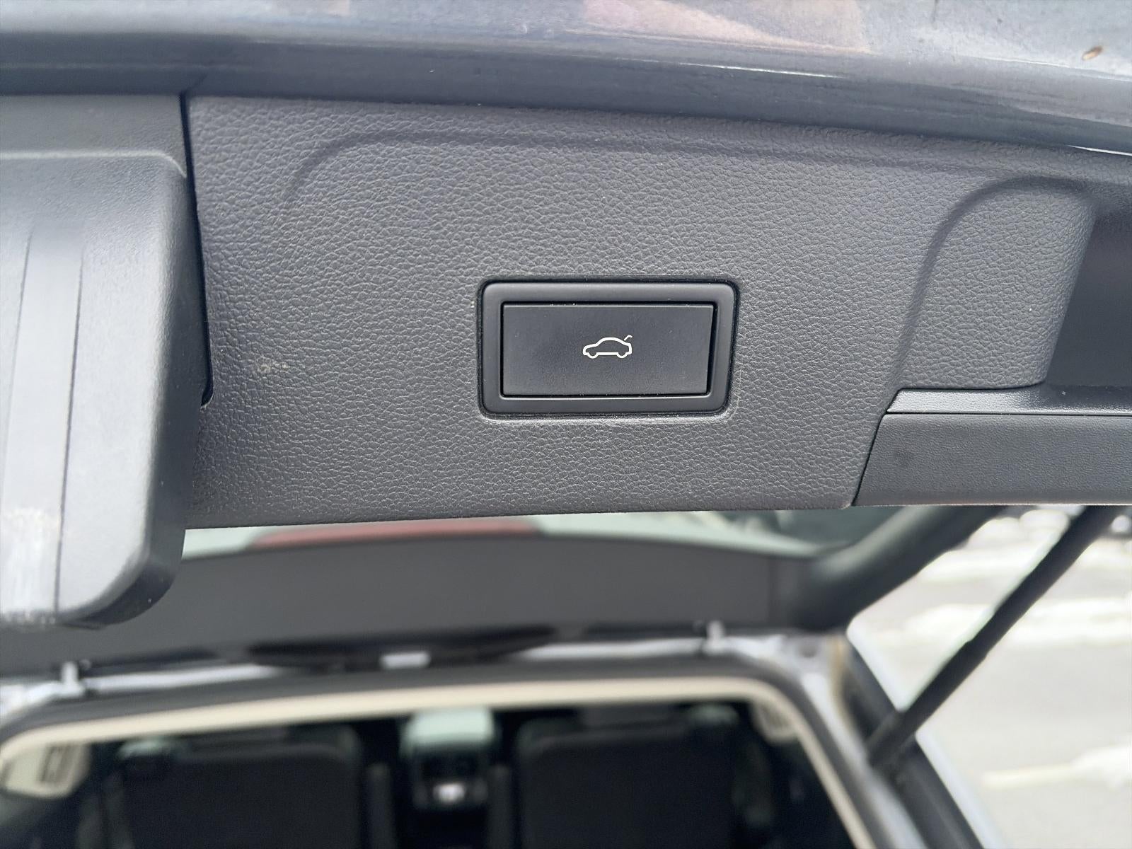 2023 Volkswagen Atlas 3.6L V6 SEL R-Line Black 4MOTION